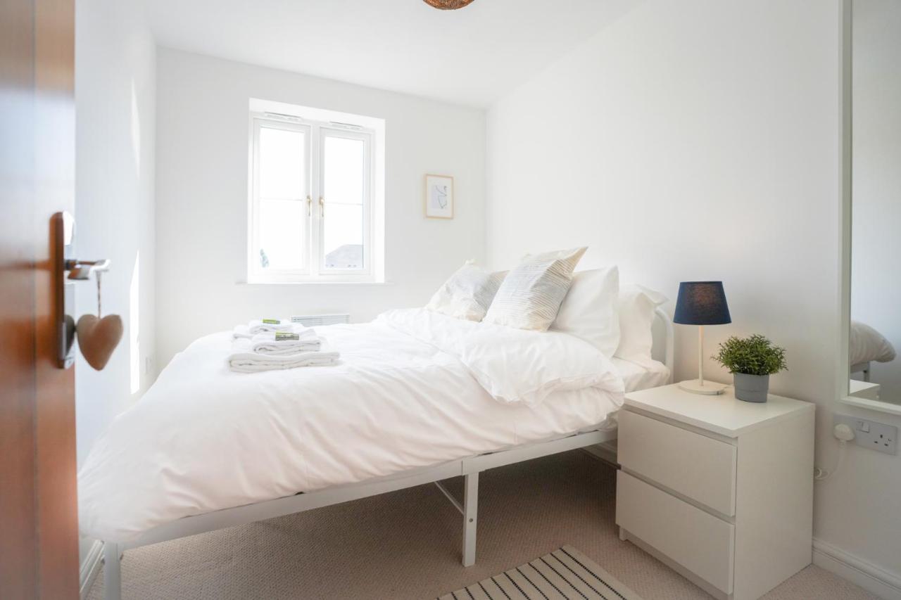 Stylish Apartment With Private Parking Cardiff Exteriér fotografie