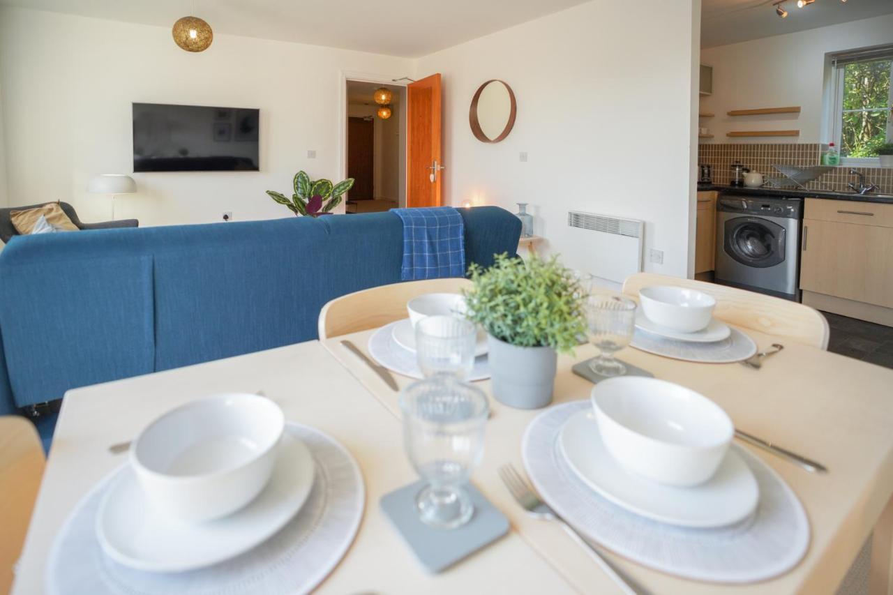 Stylish Apartment With Private Parking Cardiff Exteriér fotografie